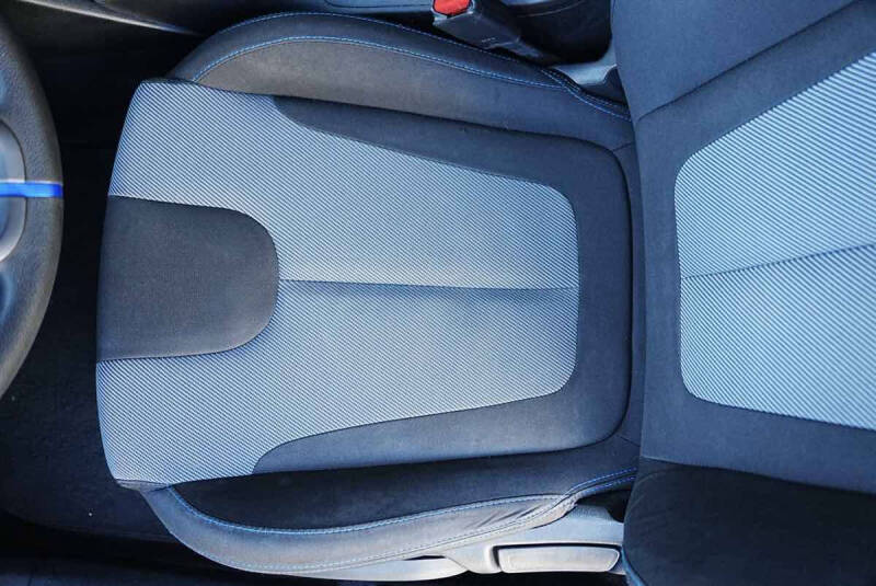 2020 Hyundai Veloster