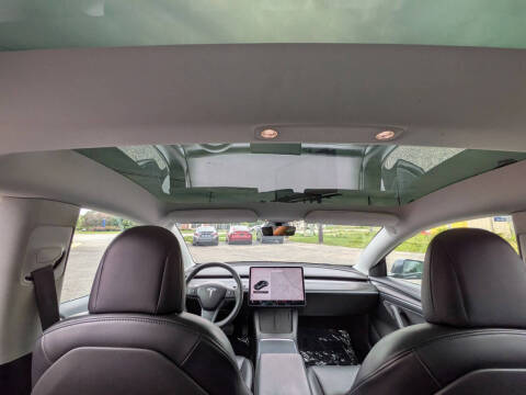 2021 Tesla Model 3 Standard Range Plus
