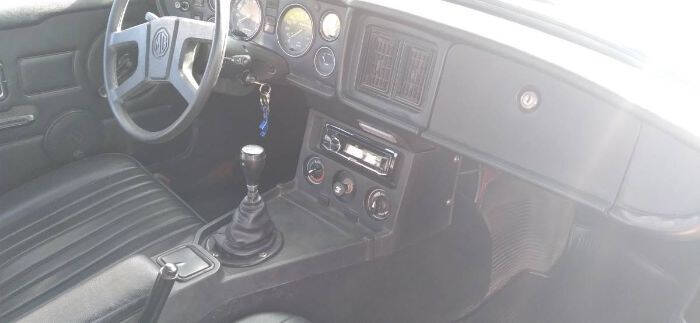 1977 MG MGB Convertible 2
