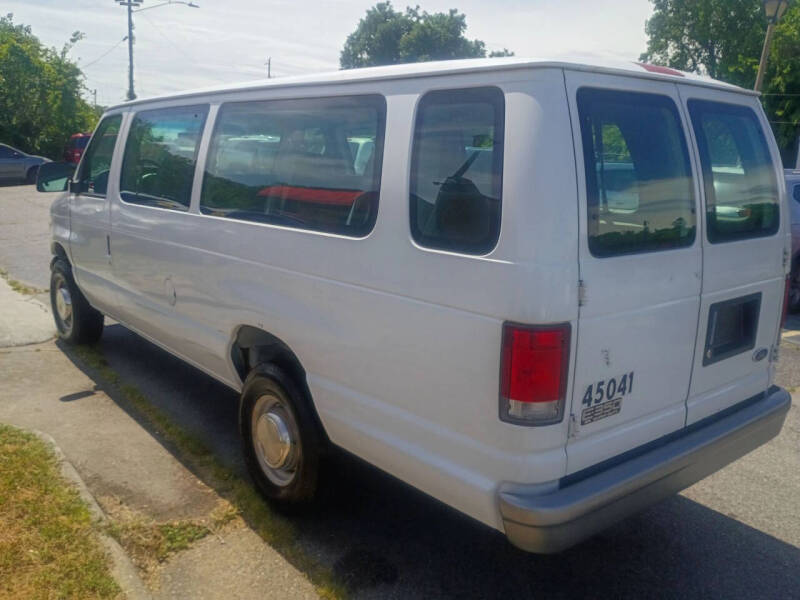 1999 Ford E-350