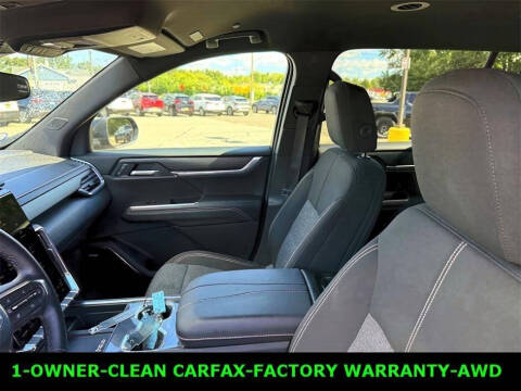 2025 GMC Acadia Elevation