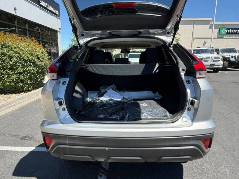 2026 Mitsubishi Eclipse Cross ES