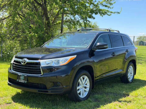 2014 Toyota Highlander LE