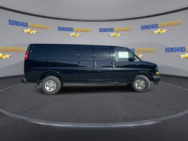 2025 Chevrolet Express 2500