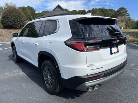 2026 GMC Acadia Elevation
