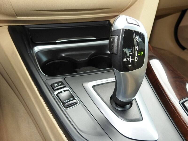 2013 BMW 3 Series  - $12,490