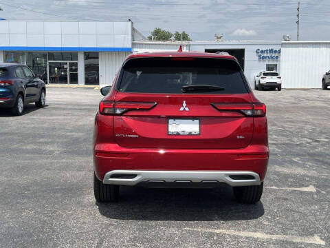 2023 Mitsubishi Outlander SEL