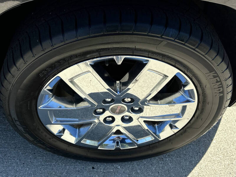 2015 GMC Acadia Denali