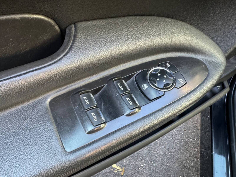 2016 Lincoln MKT Town Car Livery Fleet