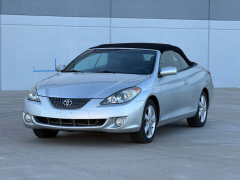 2006 Toyota Camry Solara for sale at Clutch Motors in Lake Bluff IL