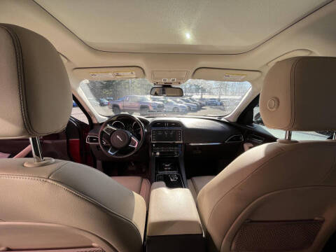 2018 Jaguar F-PACE 35t Prestige