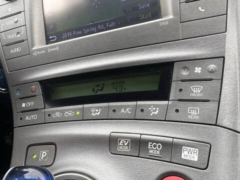 2013 Toyota Prius Three