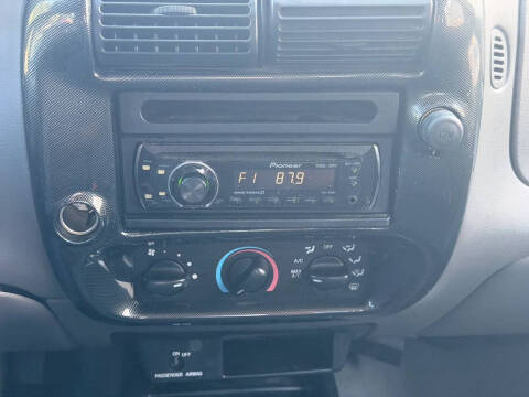2004 Mazda B-Series B3000 SE