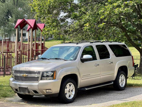 2008 Chevrolet Suburban for sale at ARCH AUTO SALES in Saint Louis MO