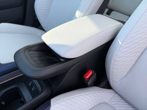 2026 Nissan LEAF Platinum+