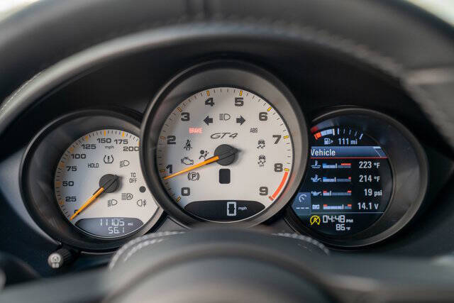 2020 Porsche 718 Cayman 17