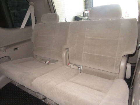 2005 Toyota Sequoia SR5