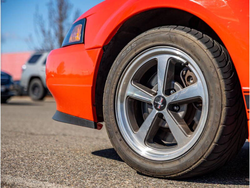 2004 Ford Mustang Mach 1 Premium