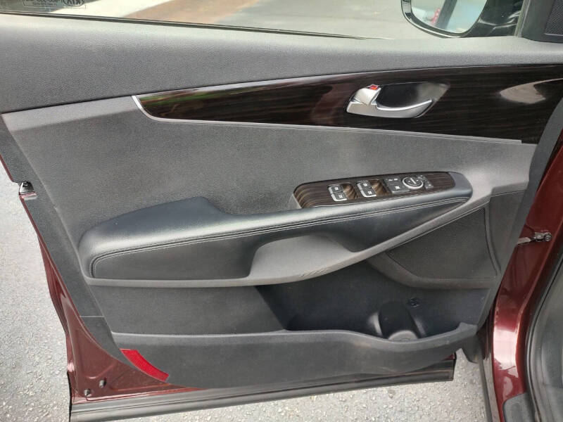 2019 Kia Sorento EX V6