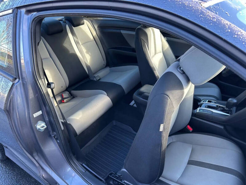 2016 Honda Civic LX-P