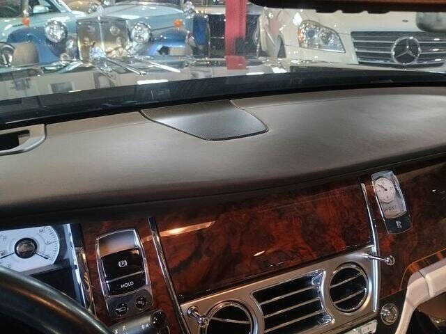 2015 Rolls-Royce Ghost 17