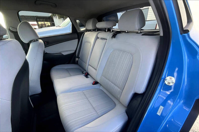 2022 Hyundai Kona SEL