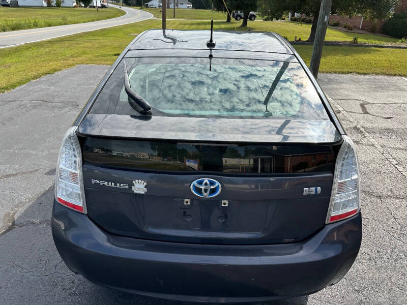 2011 Toyota Prius Two