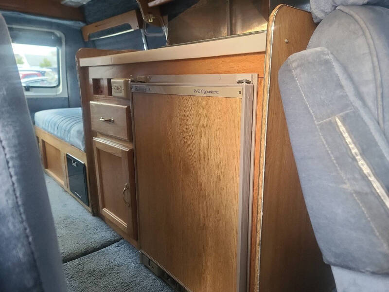 1996 Dodge Ram Van 3500
