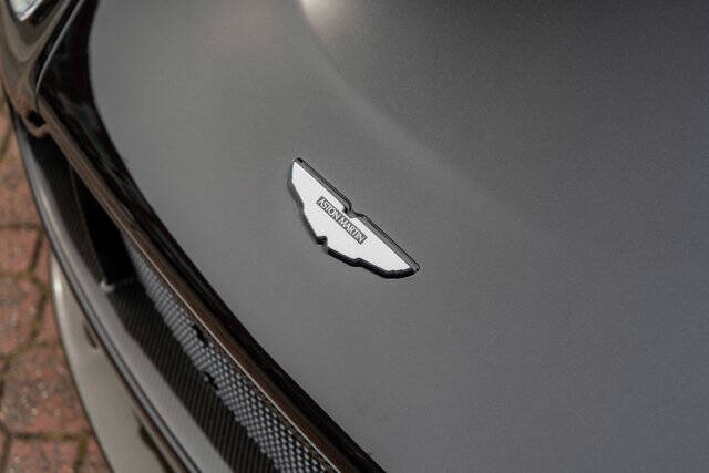 2015 Aston Martin V12 Vantage S 67