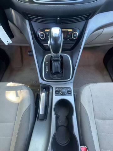 2014 Ford C-MAX Hybrid SE