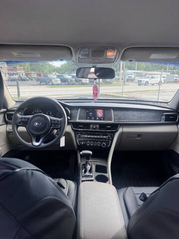 2018 Kia Optima LX