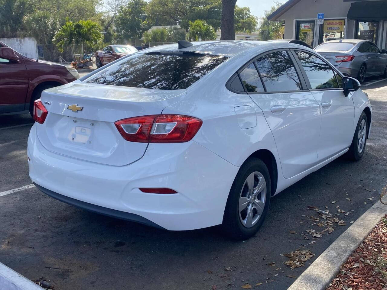 2016 Chevrolet Cruze  - $14,825