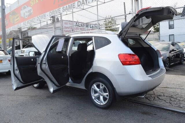 2011 Nissan Rogue SV