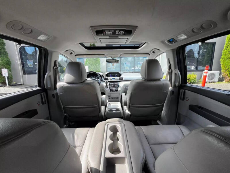 2012 Honda Odyssey EX-L photo 19