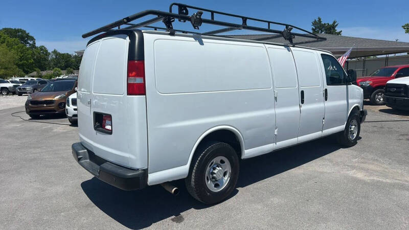 2019 Chevrolet Express 2500