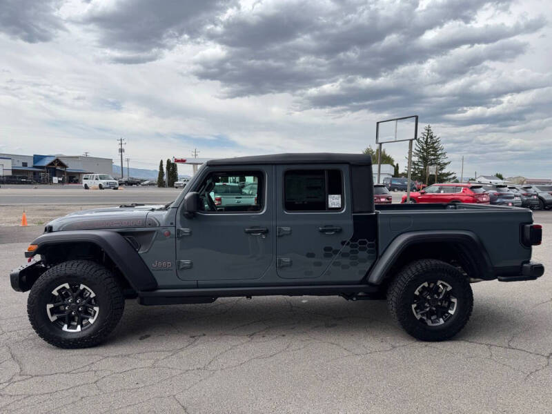 2026 Jeep Gladiator Shadow Ops