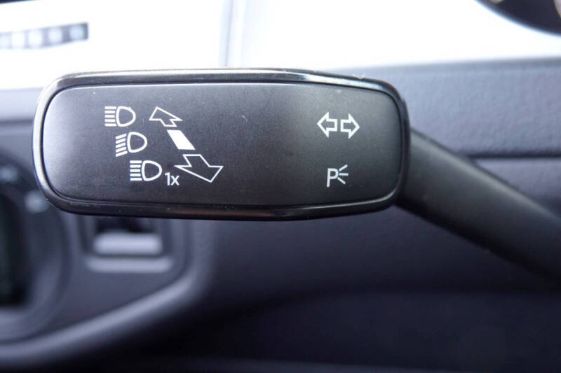 2015 Volkswagen Golf TDI SE