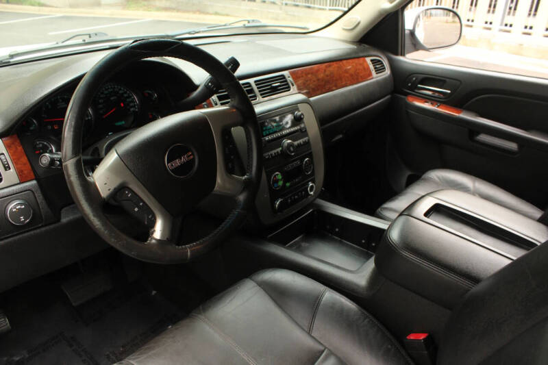 2014 GMC Yukon XL SLT