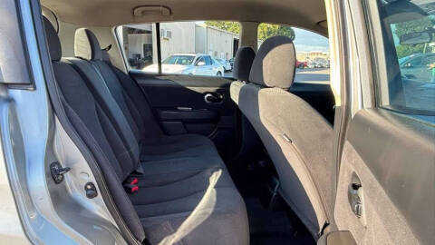 2011 Nissan Versa 1.8 S