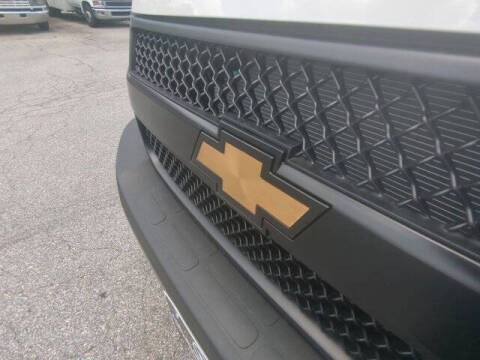 2025 Chevrolet Express 2500