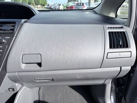 2012 Toyota Prius v Five