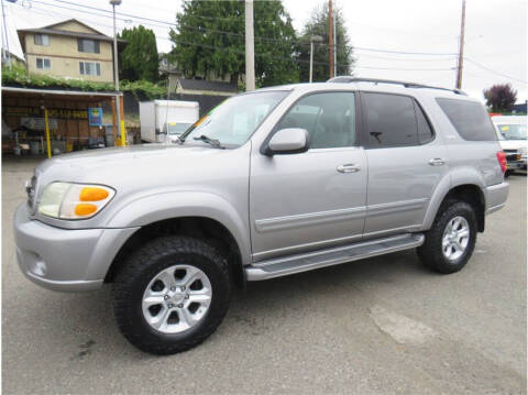 2004 Toyota Sequoia SR5