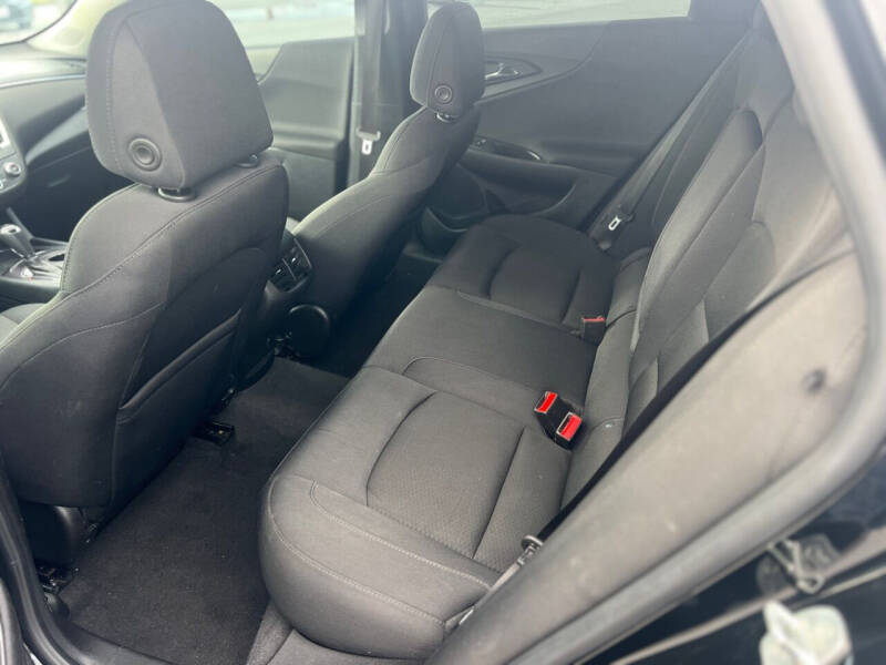 2017 Chevrolet Malibu LT