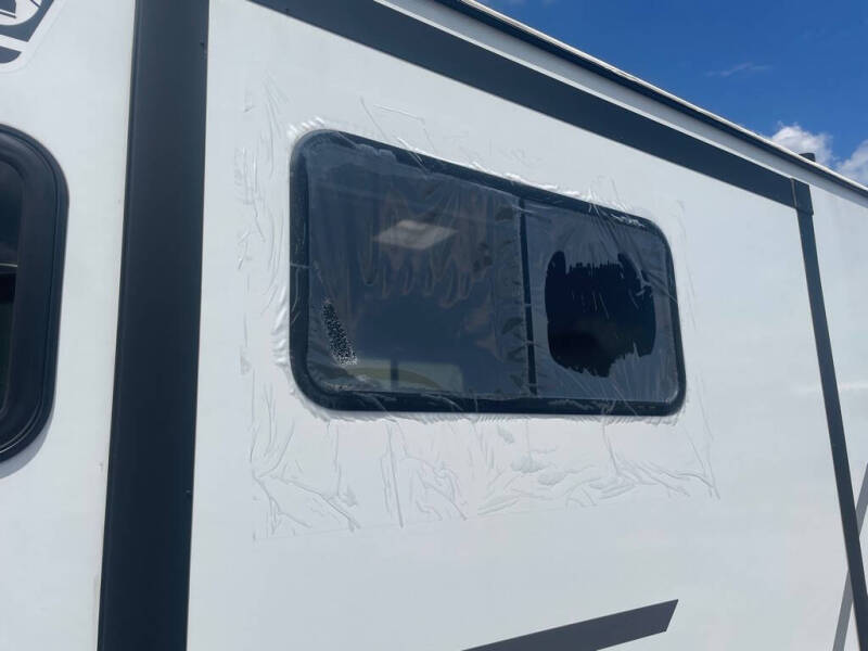 2025 Coleman COLEMAN LIGHT