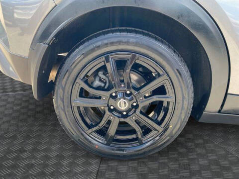 2021 Nissan Kicks SR