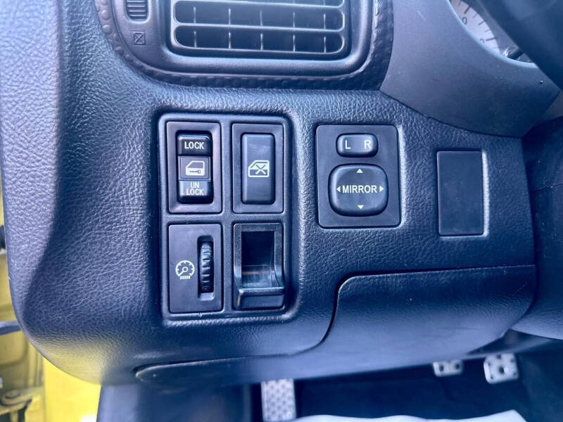 2000 Toyota MR2 Spyder