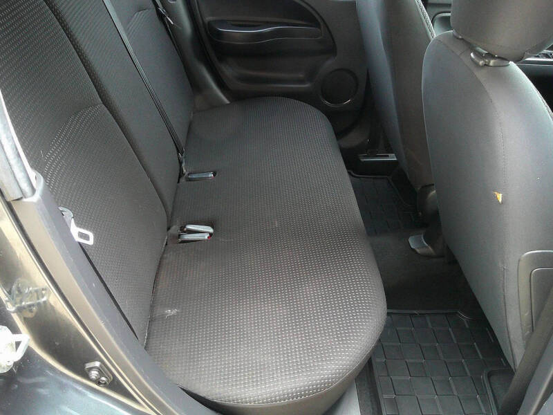 2015 Mitsubishi Mirage ES