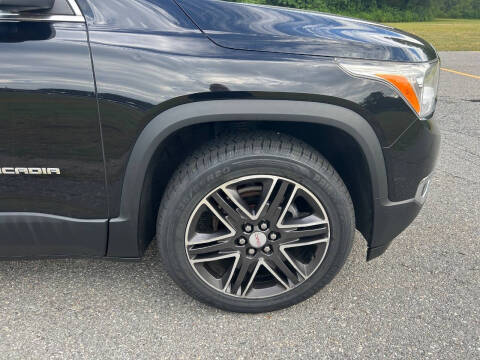 2017 GMC Acadia SLT-1