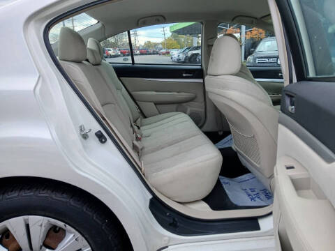 2010 Subaru Legacy 2.5i