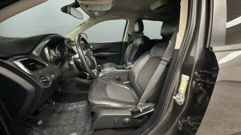 2019 Dodge Journey Crossroad